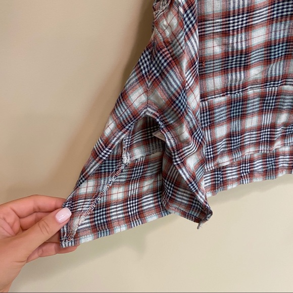Urban Outfitters Plaid Crop Top NWOT - Picture 5 of 5
